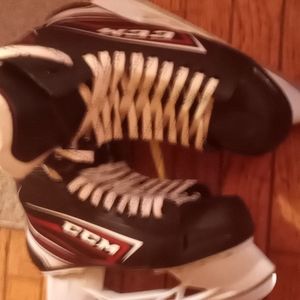 Ccm ice scakes new